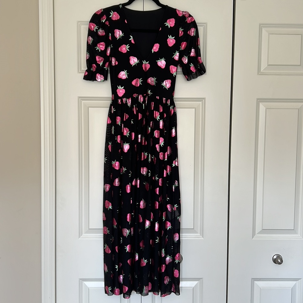 💥NWT Blackmilk Strawberries Black Stellar Dress ~ LIMITED Size XS - Picture 4 of 12
